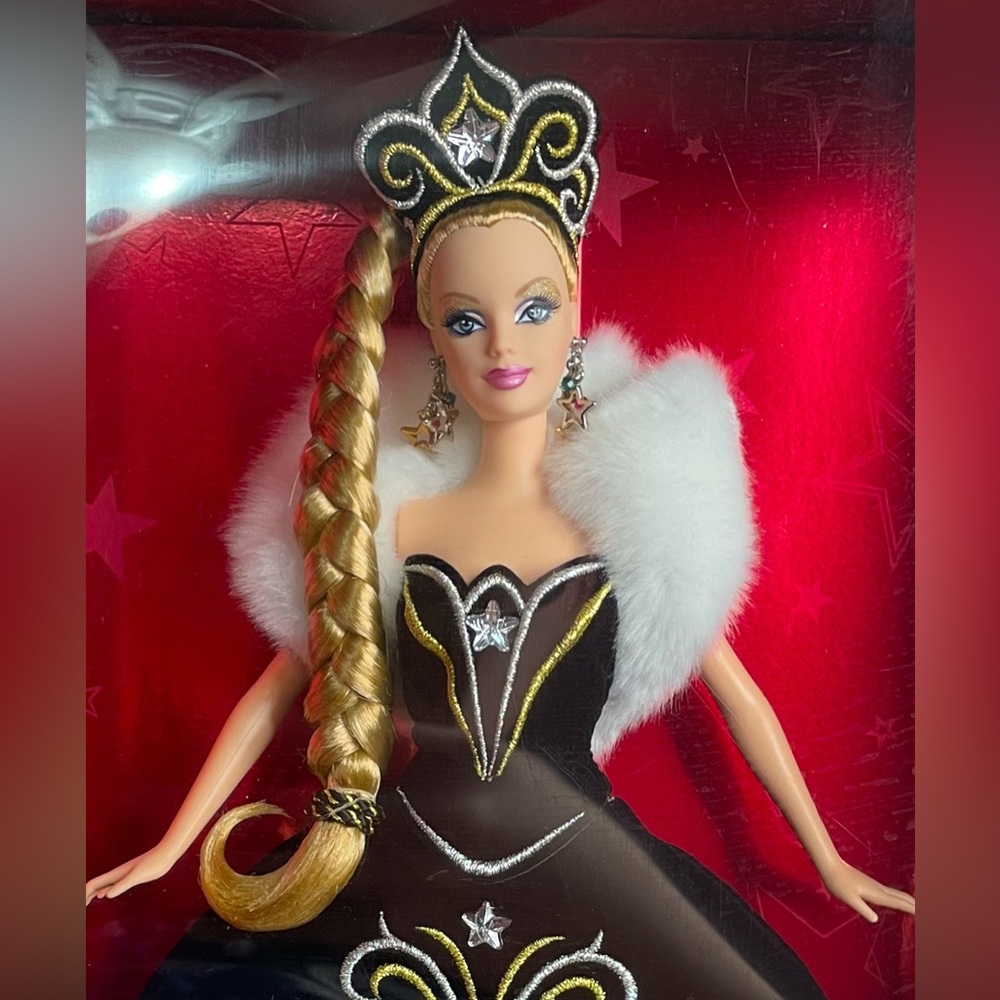 ✨NWOT✨ Collectible Holiday Barbie Doll ~ NEVER OPENED!